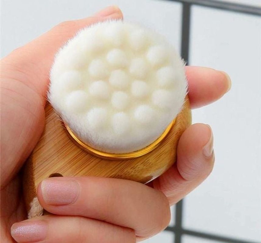 Facial Brush with Bamboo Handle - MV STORE